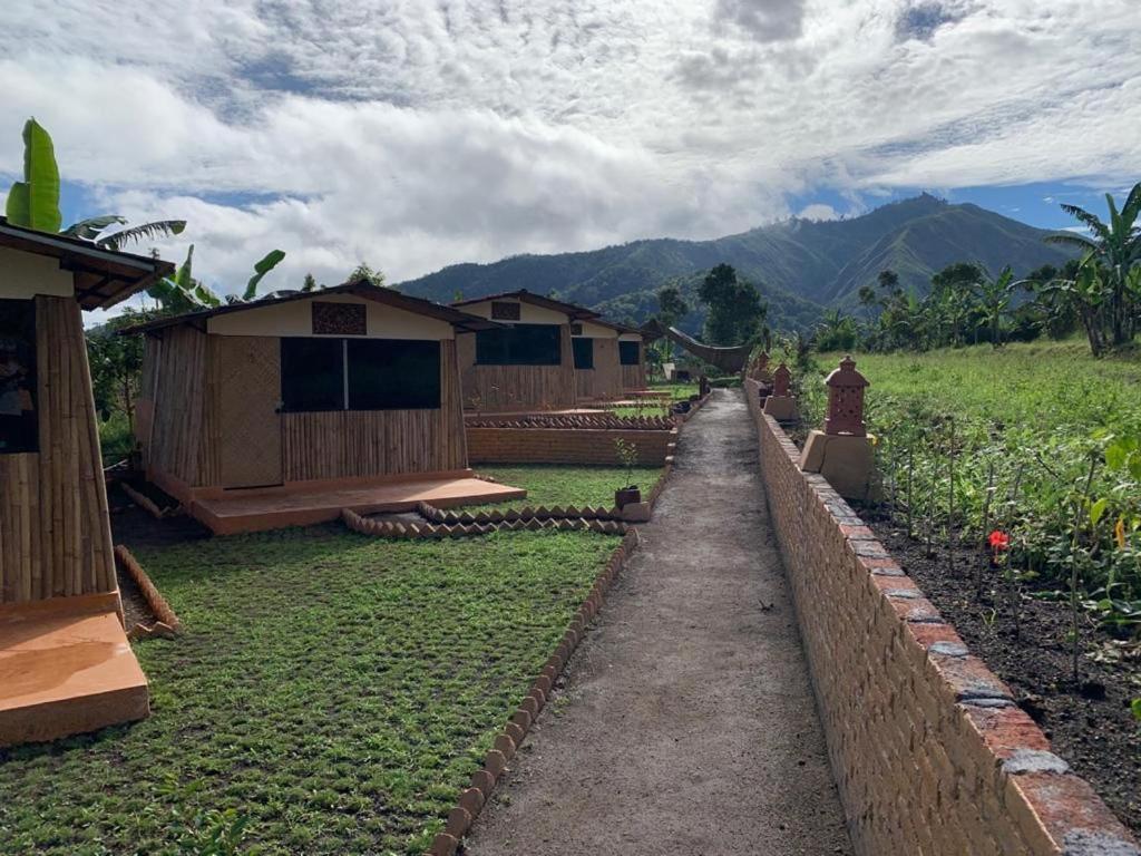 Hotel The Gate Rinjani Sajang Exterior foto